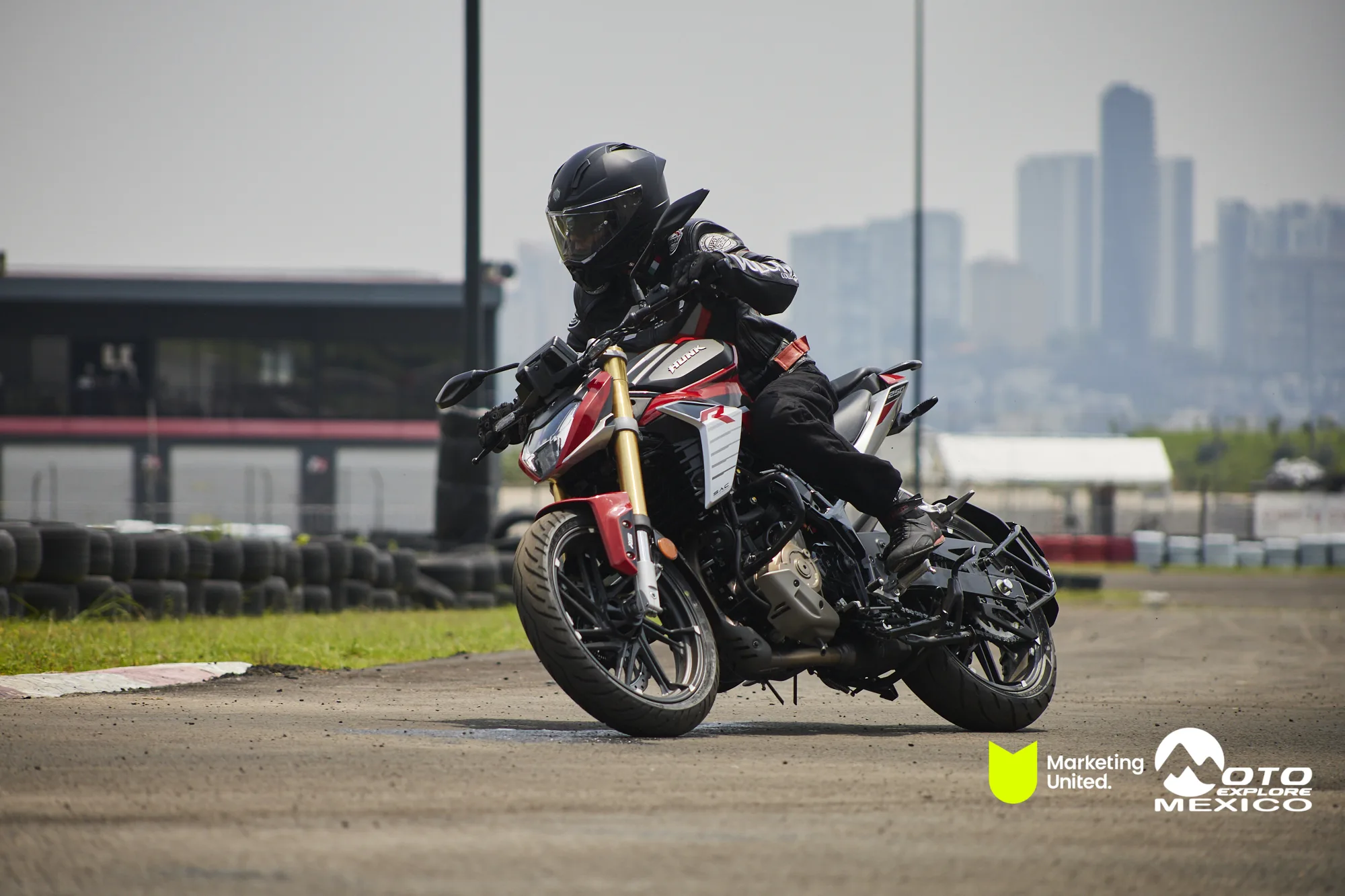 HUNK TRACKDAY 349
